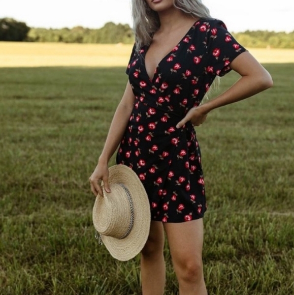 Kittenish Newport Navy Floral Wrap Dress - Picture 6 of 8